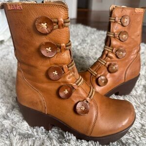 JAFA size 36/6 Button Boots style 671